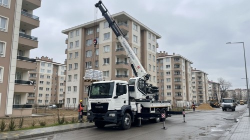 Aydınlı TOKİ Konutları Vinç Kiralama