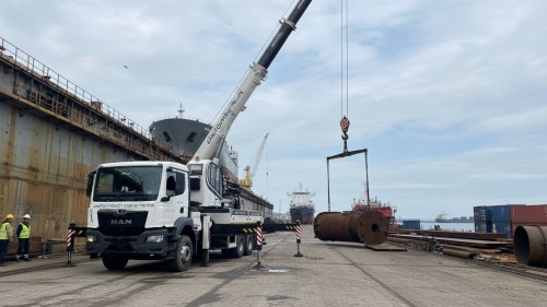 Gemi Yan Sanayi Vinç Kiralama